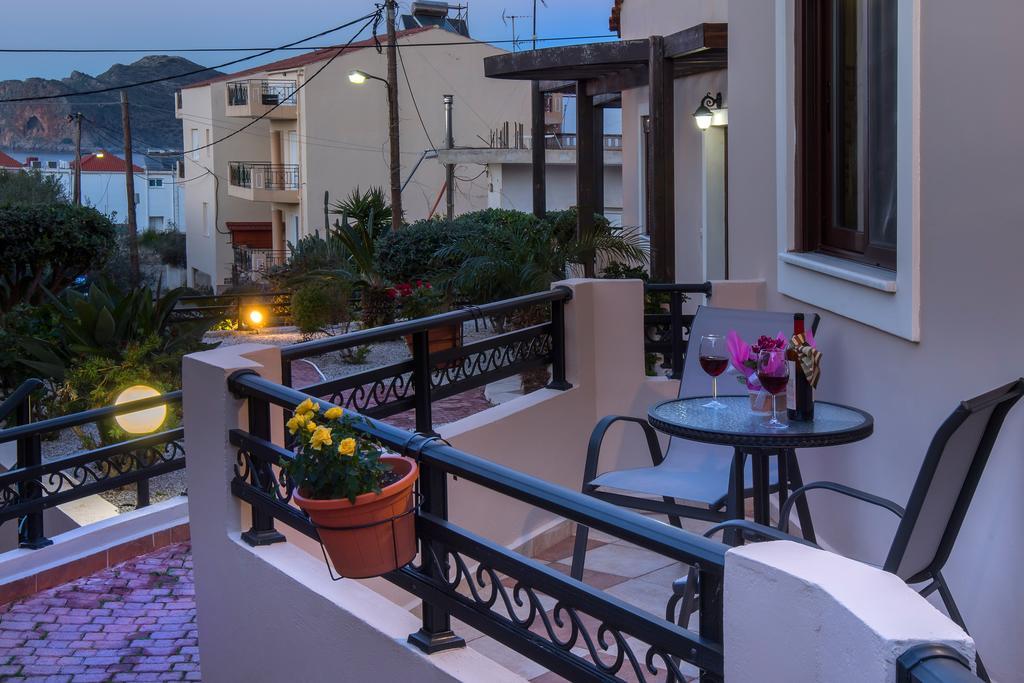 Kyriaki'S Cozy Apartments Agia Marina Exterior foto