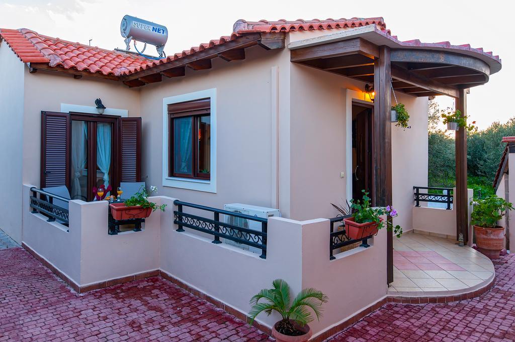 Kyriaki'S Cozy Apartments Agia Marina Exterior foto
